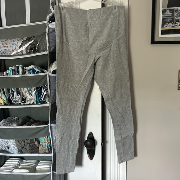 Paisley sky maternity leggings - Picture 2 of 3